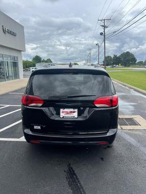 2020 Chrysler Pacifica Touring-L Plus