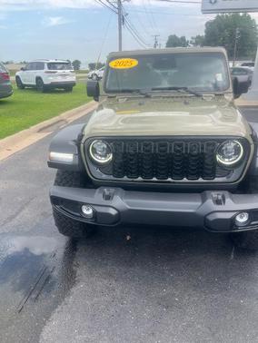 2025 Jeep Wrangler Sport