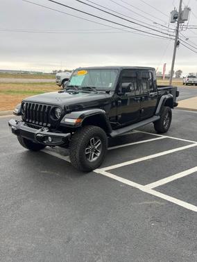 2022 Jeep Gladiator Overland