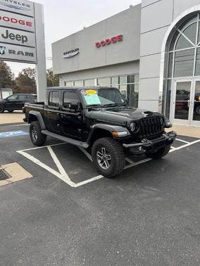 2022 Jeep Gladiator Overland