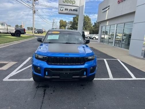 2022 Jeep Grand Cherokee 4xe Trailhawk