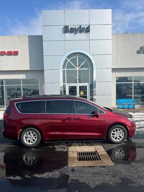 2022 Chrysler Pacifica Touring-L