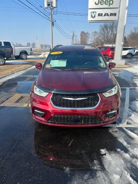 2022 Chrysler Pacifica Touring-L