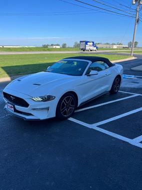 2022 Ford Mustang EcoBoost