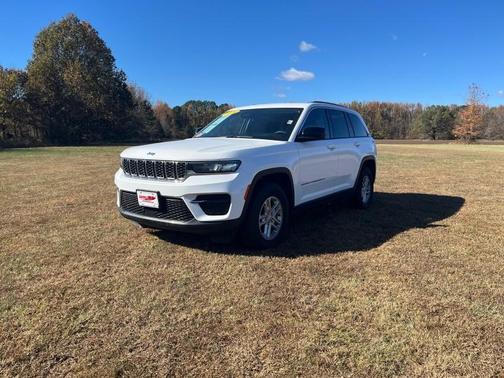 2024 Jeep Grand Cherokee Laredo