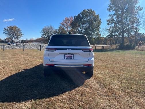 2024 Jeep Grand Cherokee Laredo