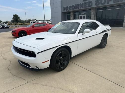 2023 Dodge Challenger SXT