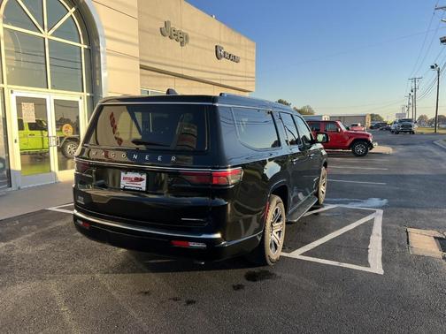 2023 Jeep Wagoneer L Series II