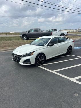 2023 Nissan Altima 2.5 SR