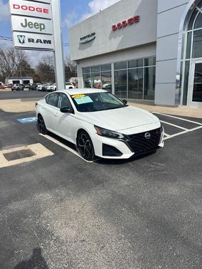 2023 Nissan Altima 2.5 SR