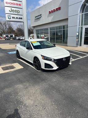 2023 Nissan Altima 2.5 SR