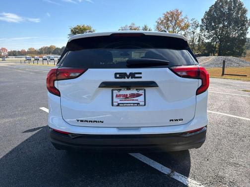 2020 GMC Terrain SLT