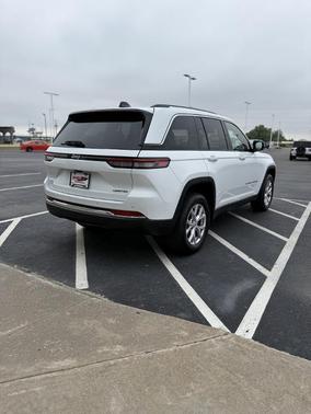 2022 Jeep Grand Cherokee Limited