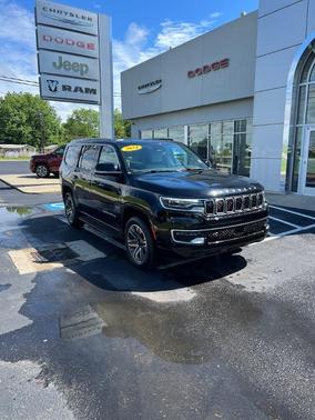 2024 Jeep Wagoneer Base