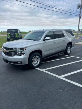 Silver 2019 Chevrolet Suburban LT