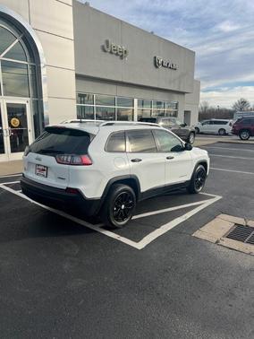 2020 Jeep Cherokee Latitude