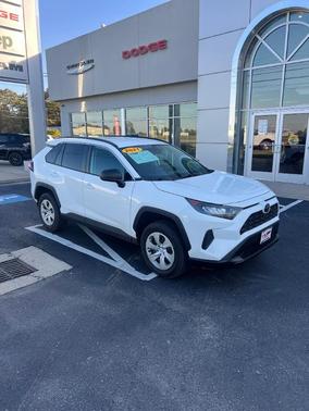 2021 Toyota RAV4 LE
