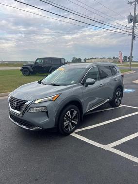 2022 Nissan Rogue SL