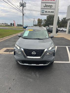 2022 Nissan Rogue SL