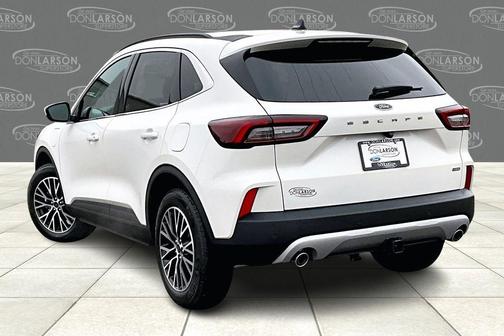 2026 Ford Escape PHEV SE