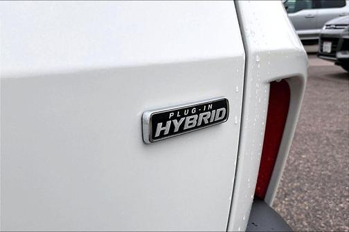 2026 Ford Escape PHEV SE