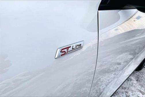 2026 Ford Escape ST-Line Select