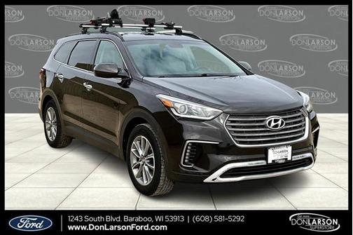 2017 Hyundai SANTA FE SE