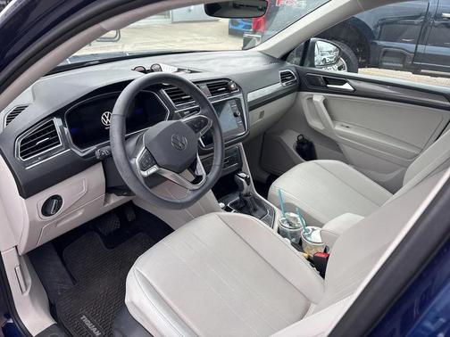 2024 Volkswagen Tiguan 2.0T SE 4MOTION
