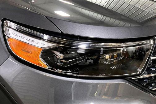Carbonized Gray Metallic 2023 Ford Explorer XLT