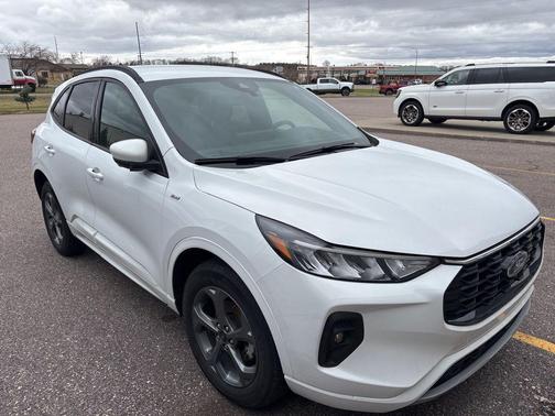 2023 Ford Escape ST-Line Select