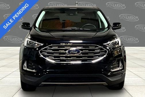 Agate Black Metallic 2022 Ford Edge SEL