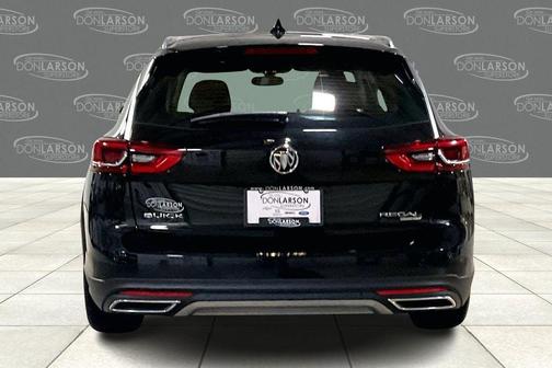 2018 Buick Regal TourX Essence