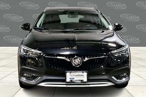 2018 Buick Regal TourX Essence