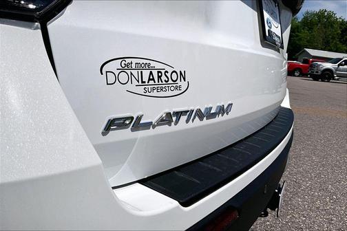 Star White Metallic Tri-Coat 2026 Ford Explorer Platinum