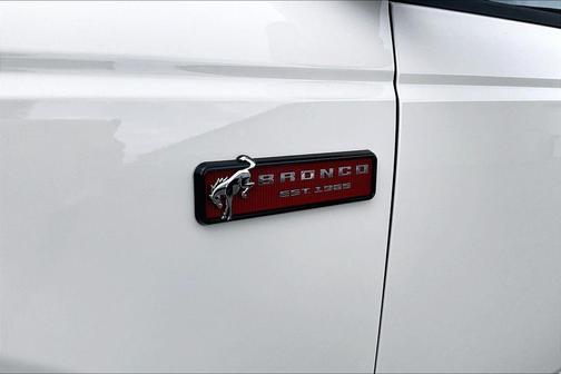 Wimbledon White 2026 Ford Bronco Outer Banks