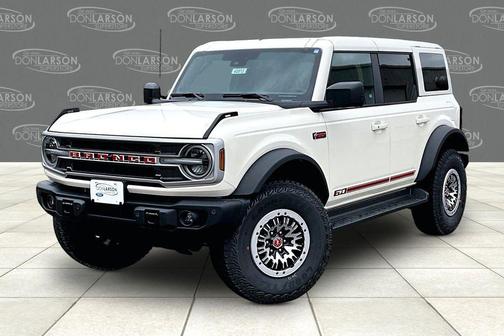 Wimbledon White 2026 Ford Bronco Outer Banks