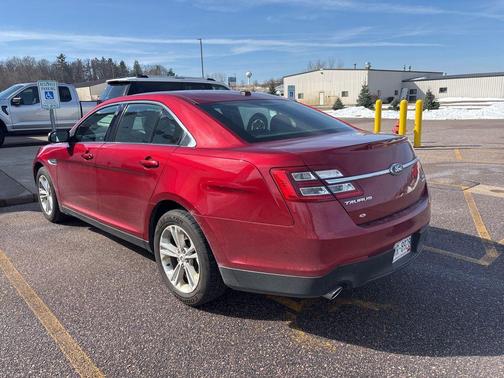 2013 Ford Taurus SEL
