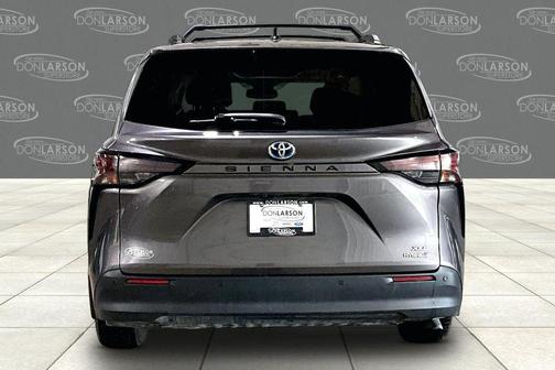 Predawn Gray Mica 2023 Toyota Sienna XLE