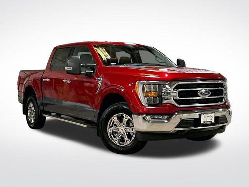 Rapid Red Metallic Tinted Clearcoat 2022 Ford F-150 XLT
