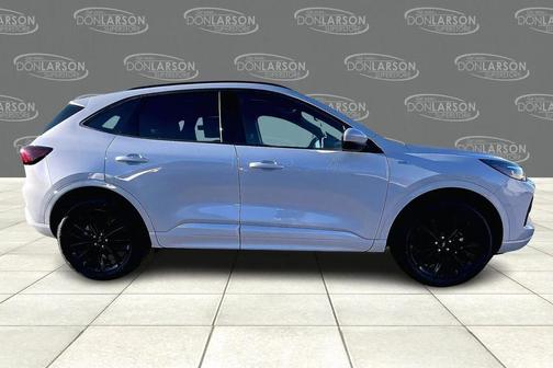 2026 Ford Escape ST-Line Elite