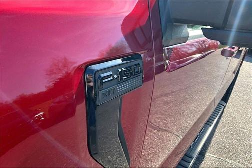 Ruby Red Metallic Tinted Clearcoat 2026 Ford F-150 XLT