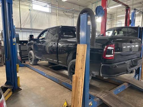 2024 RAM 3500 Laramie Crew Cab 4x4 6'4' Box