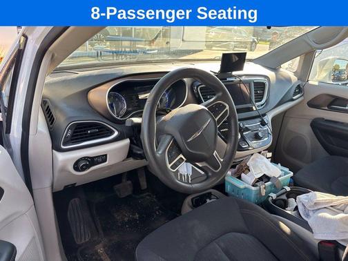Bright White Clearcoat 2018 Chrysler Pacifica Touring Plus