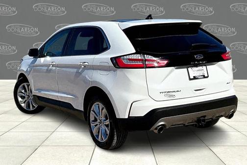 2021 Ford Edge Titanium
