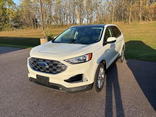 2021 Ford Edge Titanium