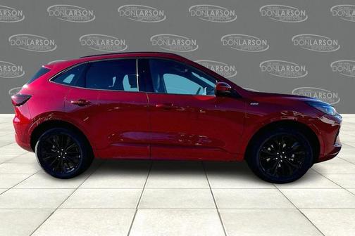 2026 Ford Escape ST-Line Elite