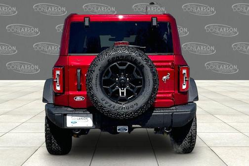 Ruby Red Metallic Tinted Clearcoat 2026 Ford Bronco Badlands