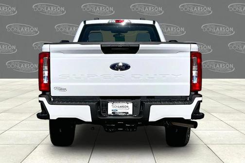 Oxford White 2026 Ford F-350 XL