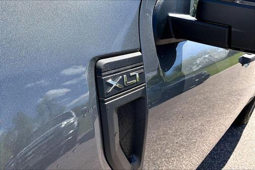 Carbonized Gray Metallic 2026 Ford Maverick XLT