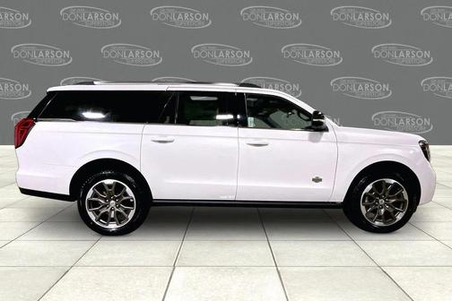 Star White Metallic Tri-Coat 2026 Ford Expedition Max King Ranch